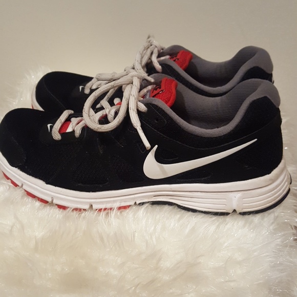 NIKE Revolution 2 - Picture 2 of 8